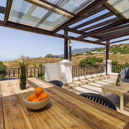 아파트 Beautiful Penthouse With Seaview In Pueblo Monteros *
